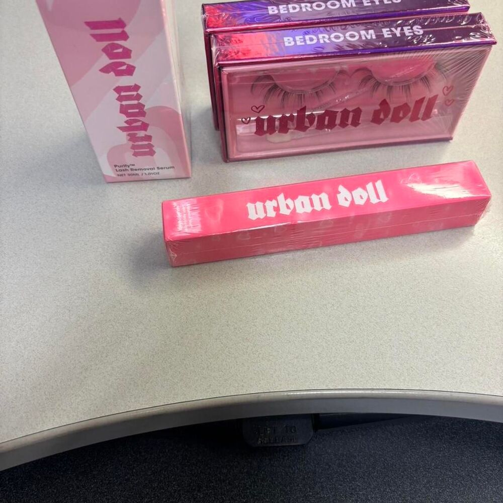 Unbranded multi Makeup